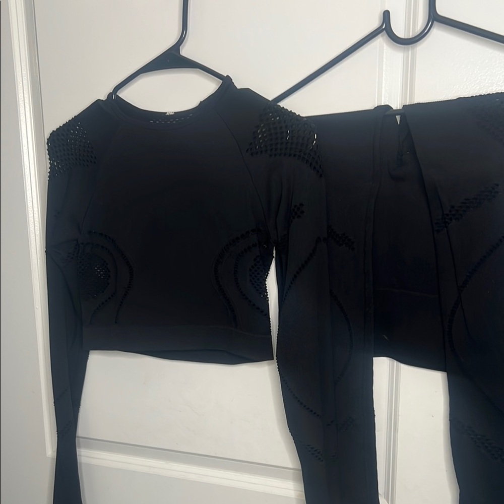 Private Label Black Fitted Crop Bodysuit